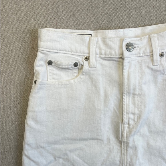 GAP White Frayed-Hem Denim Mini Skirt - Picture 3 of 8